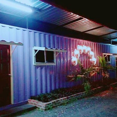 5 Stone Cabin Chalet Taiping Esterno foto